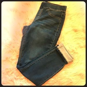 EXTREMELY STRETCHY Sonoma Skinnies